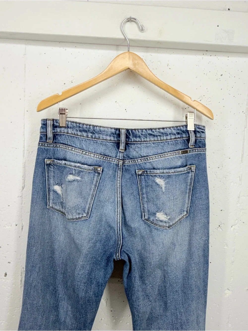 KanCan Size 29 High Rise Boyfriend 100% Cotton Distressed Jeans